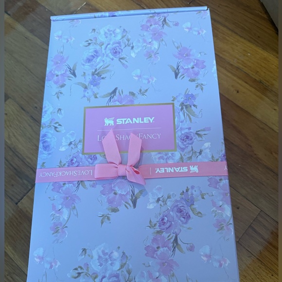 Stanley Cup x Love Shack Fancy - Picture 4 of 4